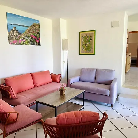 Ferienhaus Il Quadrilocale Di Via Ginestre, Rena Majore