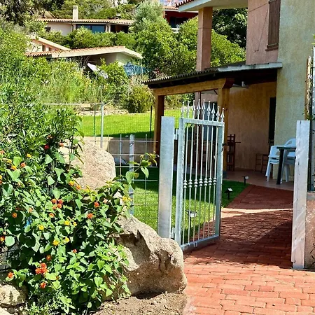 Ferienhaus Il Quadrilocale Di Via Ginestre,